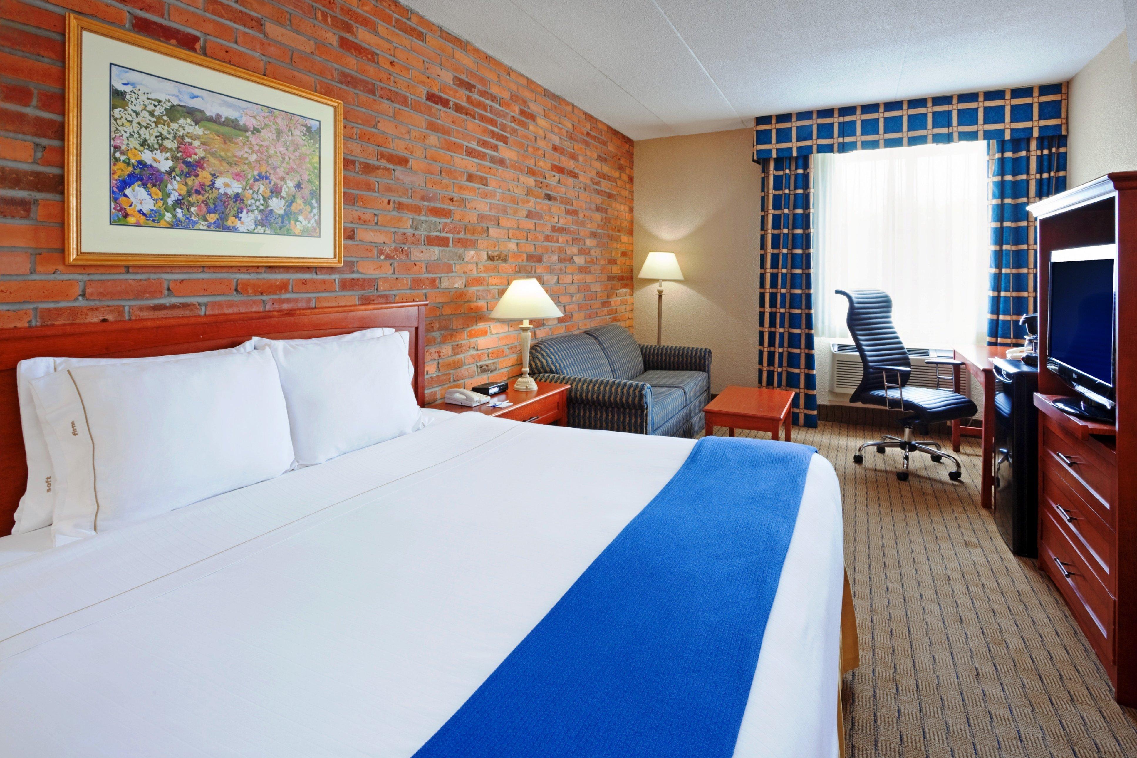 Holiday Inn Express Toronto East, An Ihg Hotel Exterior photo